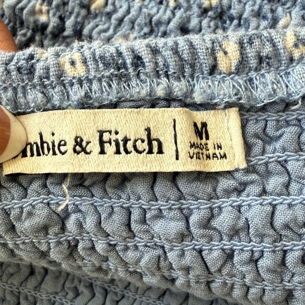 Abercrombie & Fitch Linen Blend Floral Top Blue‎ Puff Sleeve Prairie Cottagecore